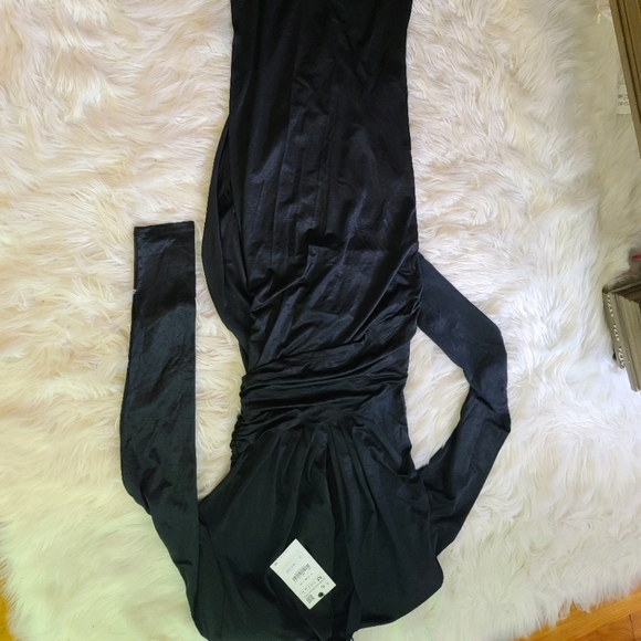 Dress - Picture 6 of 9